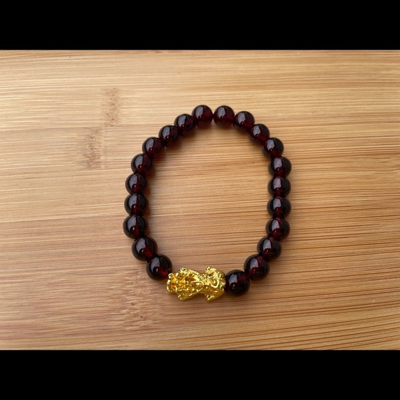 Hand Crafted Jewelry - Red Garnet Stone Pixiu Wealth Bracelet